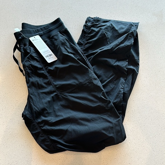 Lightweight Workout Straight Leg Pocket Pants 30" - Picture 6 of 6